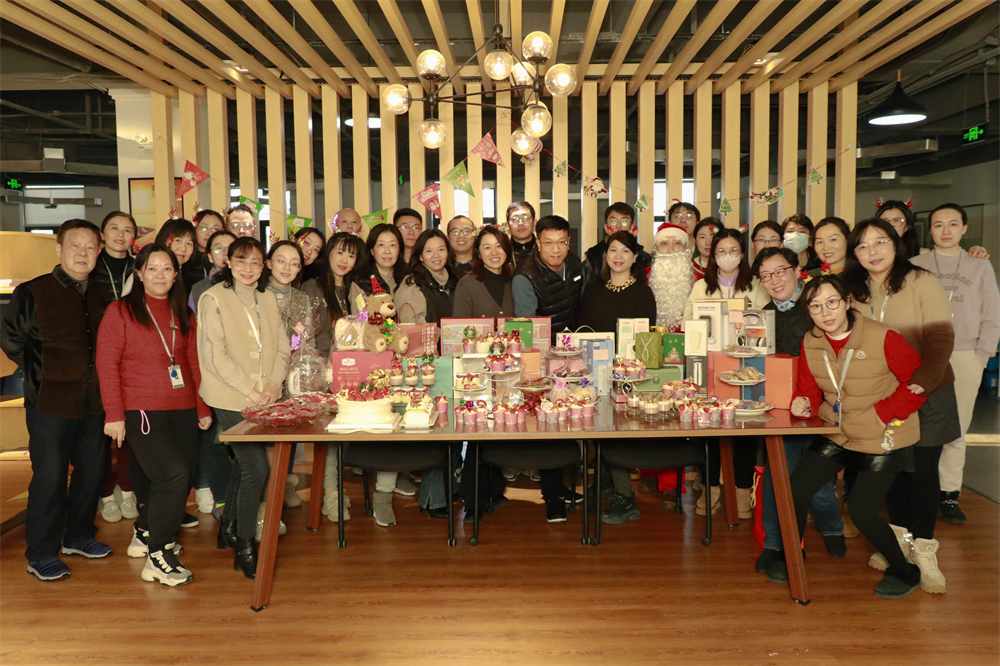 Теплое Рождество, С уважением было передано среди Gmb